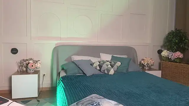  SilkyShadow  online show from March 2026 01:06:01 AM