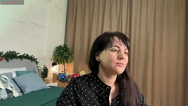  SilkyShadow  online show from January 2026 01:09:01 AM