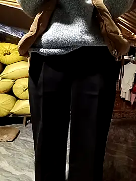 hoahong2 online show from February 2026 06:33:02 AM