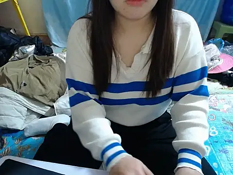 Snapshot of -Mimiu- chatting on January 2026 05:47:01 AM -Mimiu- online show from January 2026 05:47:01 AM