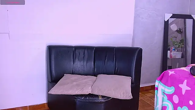 Sophi and Jack online show from March 2026 10:40:01 PM