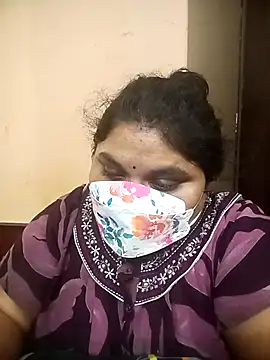 misammahyd online show from April 2026 07:00:01 PM