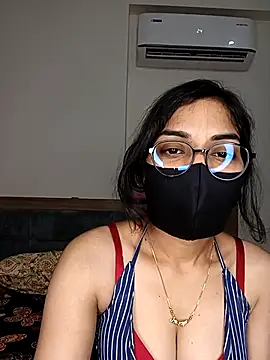 Snapshot of sexygirl889 chatting on May 2026 04:38:02 AM sexygirl889 online show from May 2026 04:38:02 AM