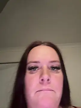 carinabro10 online show from May 2026 08:39:02 AM