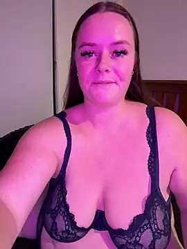 carinabro10 online show from May 2026 09:35:01 AM