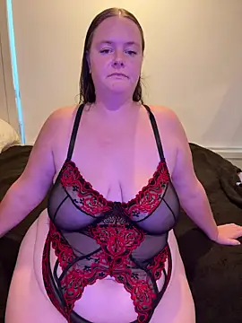 carinabro10 online show from March 2026 06:15:02 AM