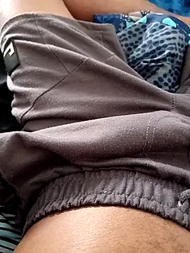 Snapshot of Winterslender chatting on February 2026 06:09:02 AM Winterslender online show from February 2026 06:09:02 AM