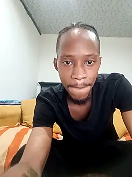 Snapshot of Winterslender chatting on February 2026 07:05:01 PM Winterslender online show from February 2026 07:05:01 PM