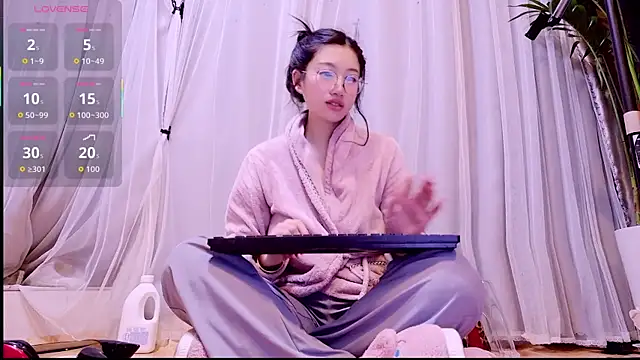 neinei bao online show from March 2026 03:13:01 PM