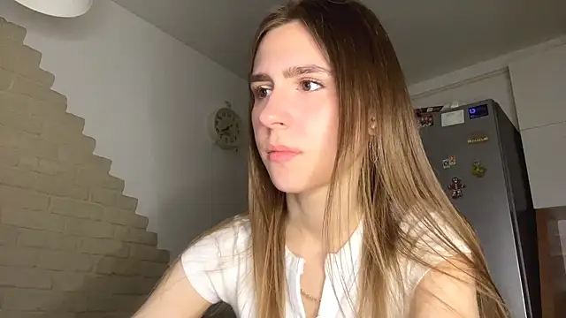 ElsieKuhlmann online show from March 2026 03:14:02 AM