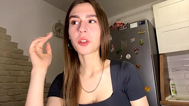 ElsieKuhlmann online show from February 2026 02:10:02 AM