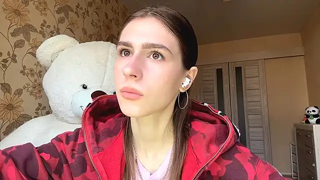 ElsieKuhlmann online show from March 2026 10:05:02 AM