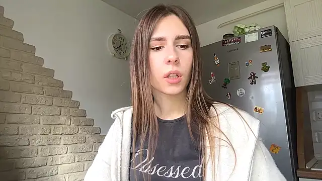 ElsieKuhlmann online show from April 2026 02:08:01 PM