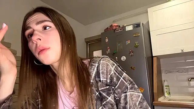 ElsieKuhlmann online show from February 2026 05:05:02 AM