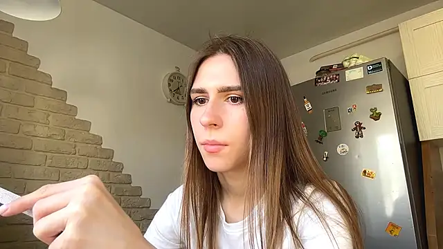 ElsieKuhlmann online show from March 2026 08:58:02 AM