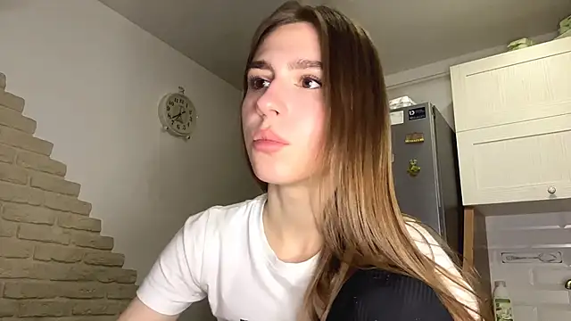 ElsieKuhlmann online show from February 2026 05:07:02 AM