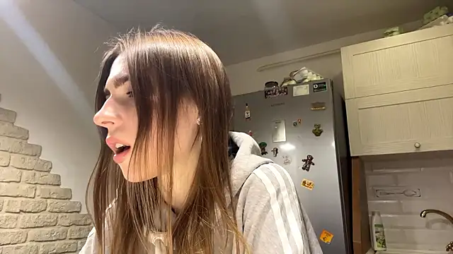 ElsieKuhlmann online show from January 2026 03:10:02 AM