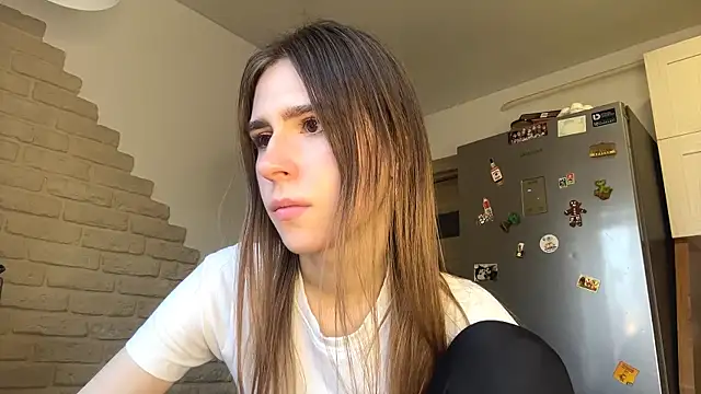 ElsieKuhlmann online show from March 2026 05:07:01 AM