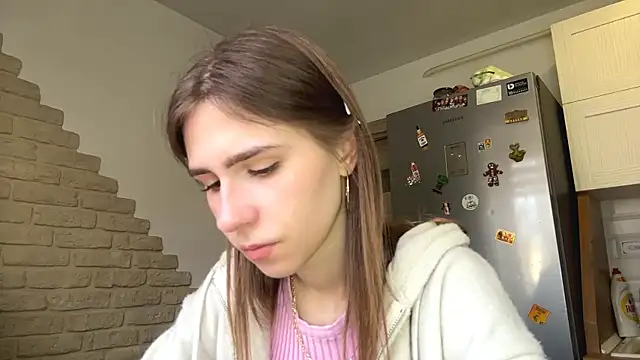 ElsieKuhlmann online show from April 2026 05:14:02 AM