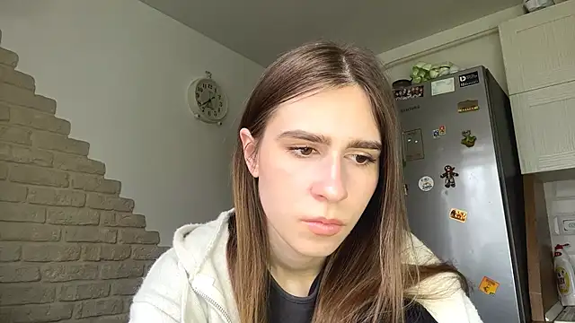 ElsieKuhlmann online show from April 2026 02:12:02 PM