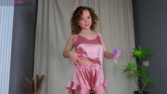 mymonique online show from March 2026 08:32:01 PM