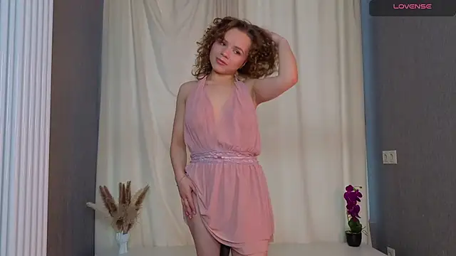 mymonique online show from April 2026 06:15:02 AM