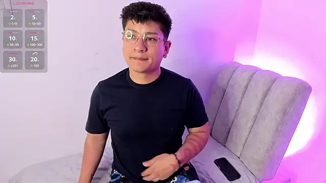 Theo Rowan online show from January 2026 09:27:02 AM