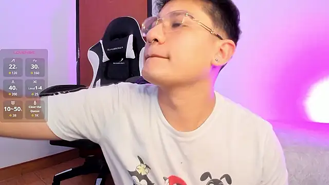 Theo Rowan online show from February 2026 08:19:01 PM