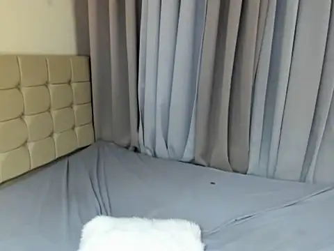 XxRhianxX online show from February 2026 05:04:02 AM