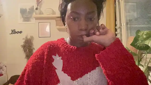 Snapshot of Veemoney chatting on January 2026 03:08:01 PM Veemoney online show from January 2026 03:08:01 PM