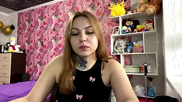 TraciBallena online show from February 2026 10:04:01 AM