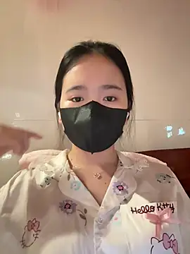 Gwen879 online show from March 2026 12:45:02 AM