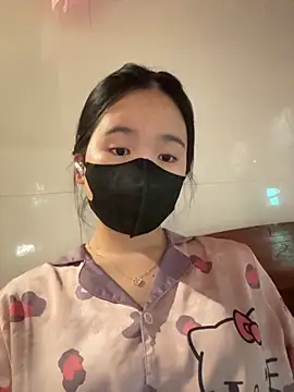 Gwen879 online show from April 2026 04:08:02 AM