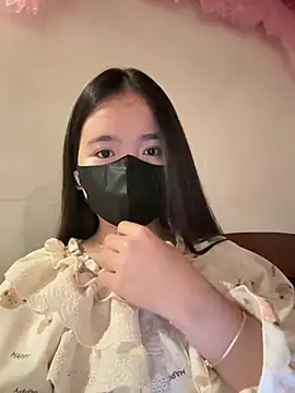 Gwen879 online show from February 2026 01:01:01 AM