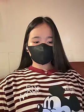 Gwen879 online show from April 2026 07:21:02 AM