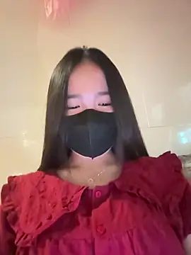 Gwen879 online show from March 2026 06:03:01 AM