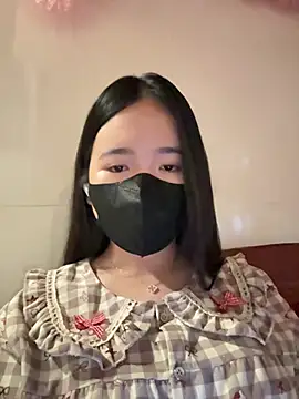 Gwen879 online show from February 2026 12:33:02 AM