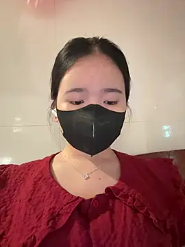 Gwen879 online show from April 2026 12:56:01 AM