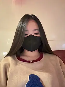 Gwen879 online show from March 2026 12:40:02 AM