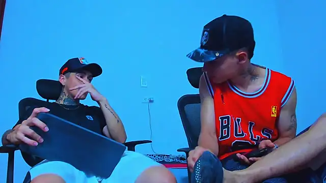 Thomas-Wil online show from March 2026 02:34:01 AM