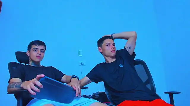 Thomas-Wil online show from April 2026 01:34:01 AM