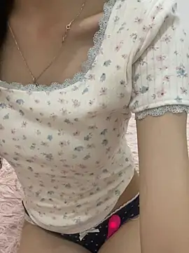 Linhtruong   online show from May 2026 07:06:01 PM