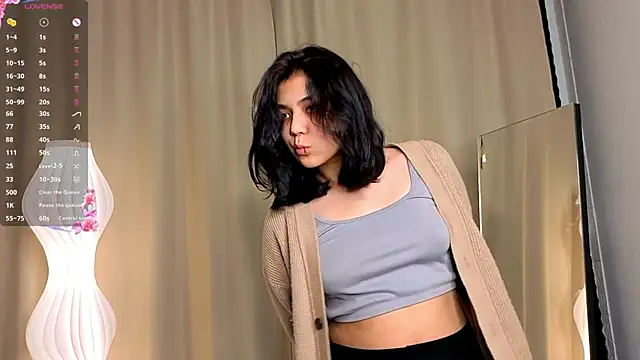 KhalilahGreis online show from January 2026 03:37:01 PM