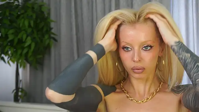 LanaReals online show from March 2026 08:11:01 AM