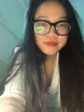 Leeeiu online show from January 2026 12:56:01 PM