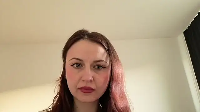 Satin Sin online show from April 2026 06:06:01 PM