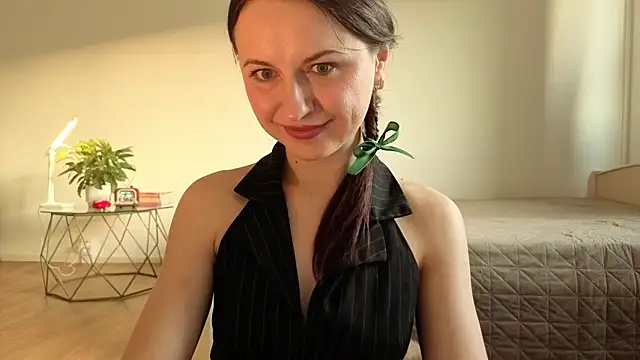 Satin Sin online show from May 2026 06:52:02 PM