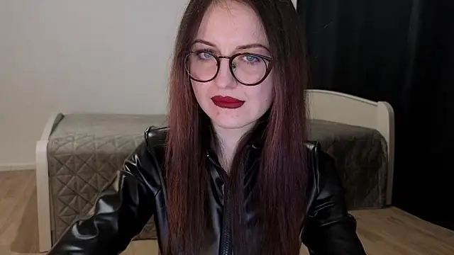 Satin Sin online show from March 2026 06:42:01 PM