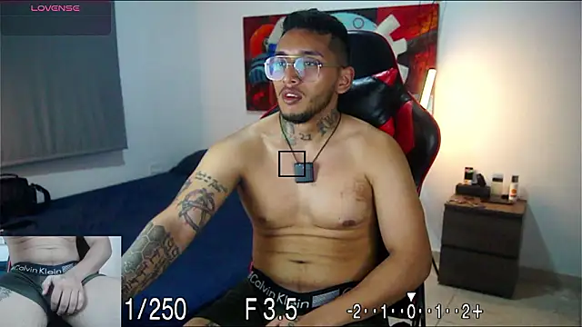 EvanVelvet online show from February 2026 02:53:01 AM