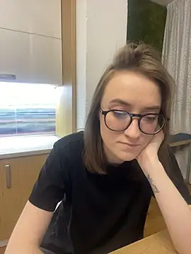 Persephone Kore online show from March 2026 05:46:01 PM